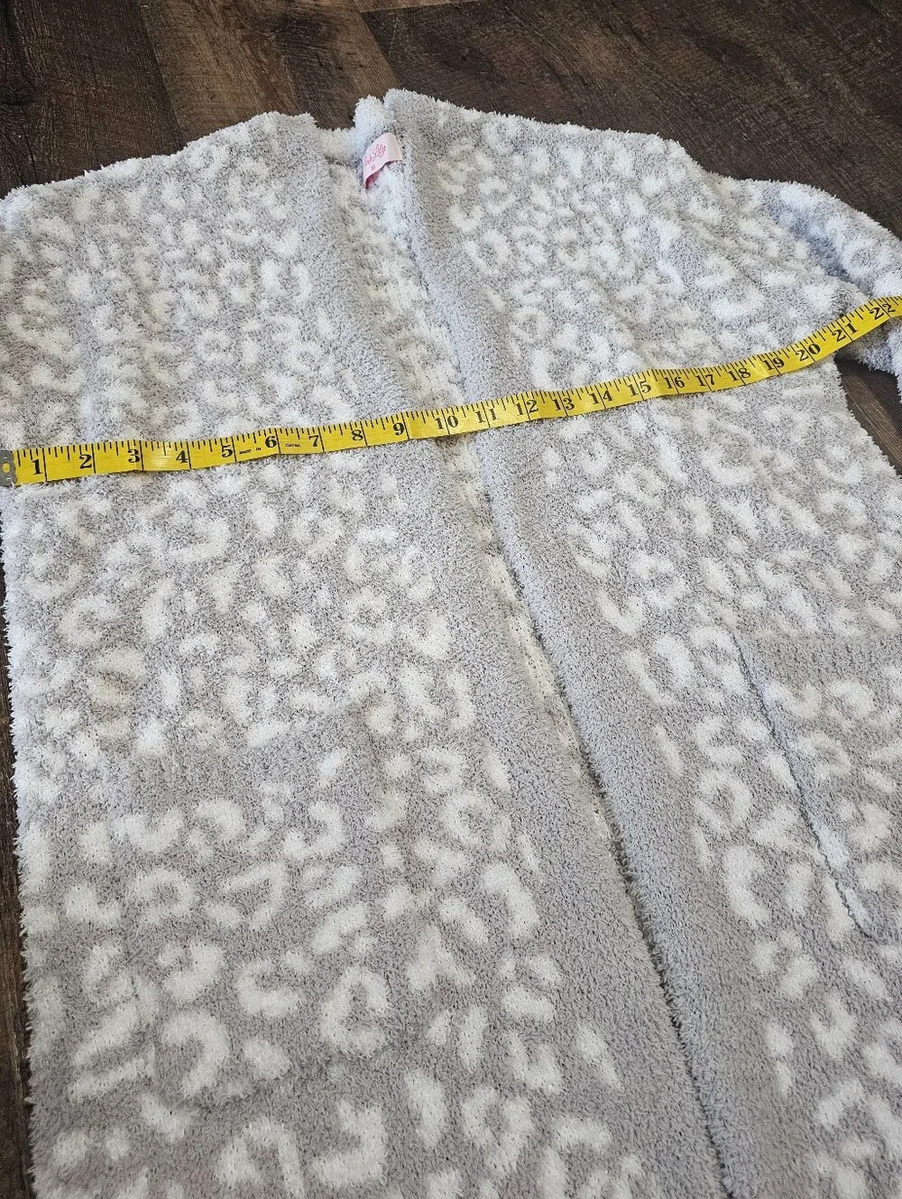 Pink Lily Cozy Open-Front Leopard Print Cardigan Light Gray & White -  Women's M